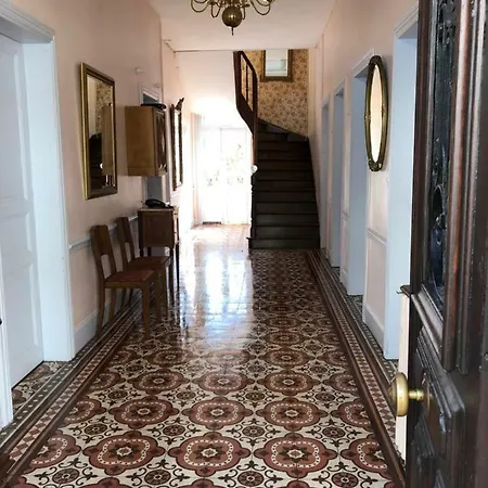 Maison Du Barry
