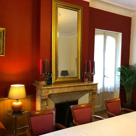 Maison Du Barry *
